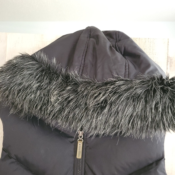 Stave Madden Women's Black Vest Size Medium with Pocket and Hood - Picture 3 of 14